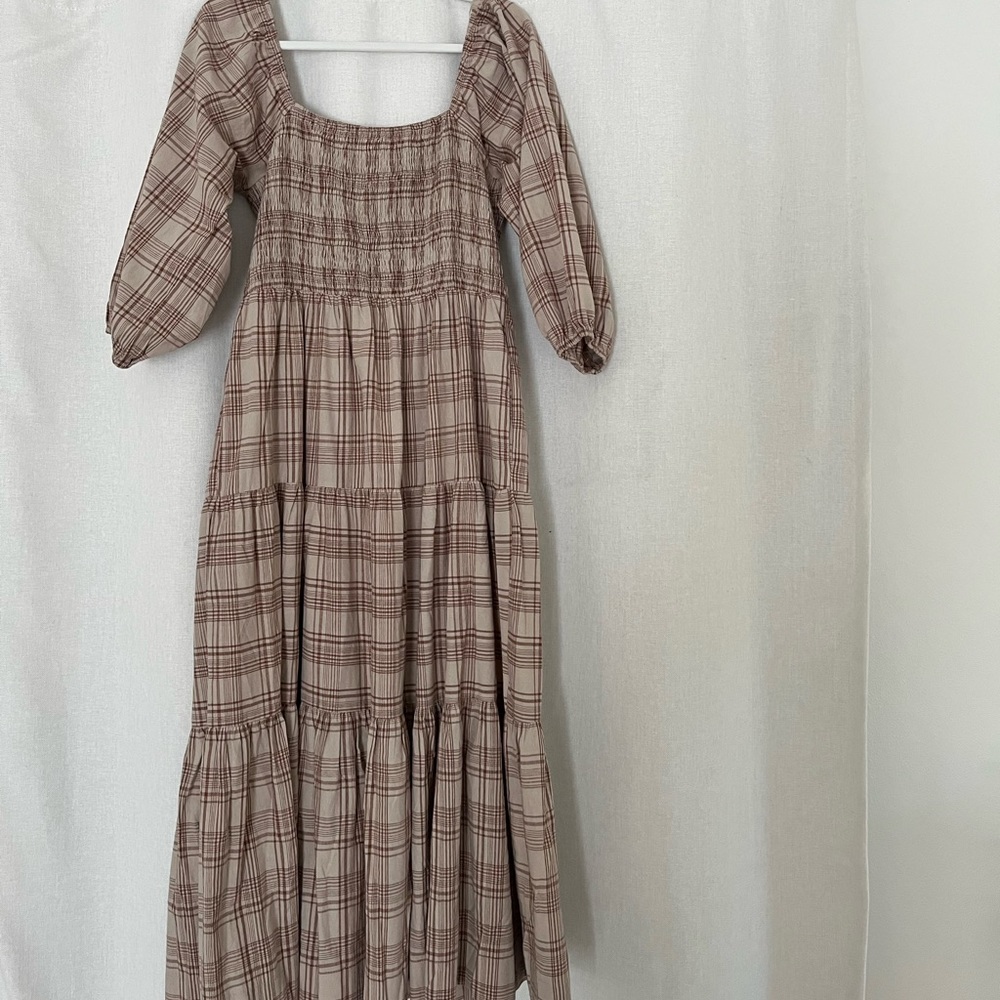 NEUFLORA tiered smocked midi dress